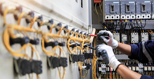 Professional Electrician technician working in Galveston, TX